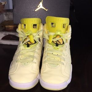 Girls retro 6 Jordan